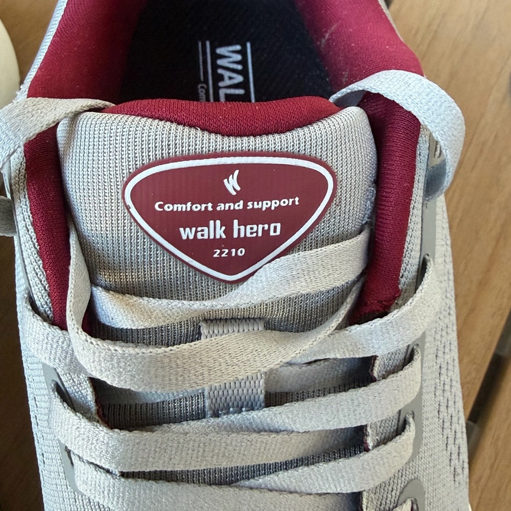 Walk Hero Women's 8 Gray and Red Sneakers - Picture 2 of 5